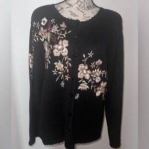Vintage Tiara International Floral Beautiful Embroidered Black Cardigan/Large